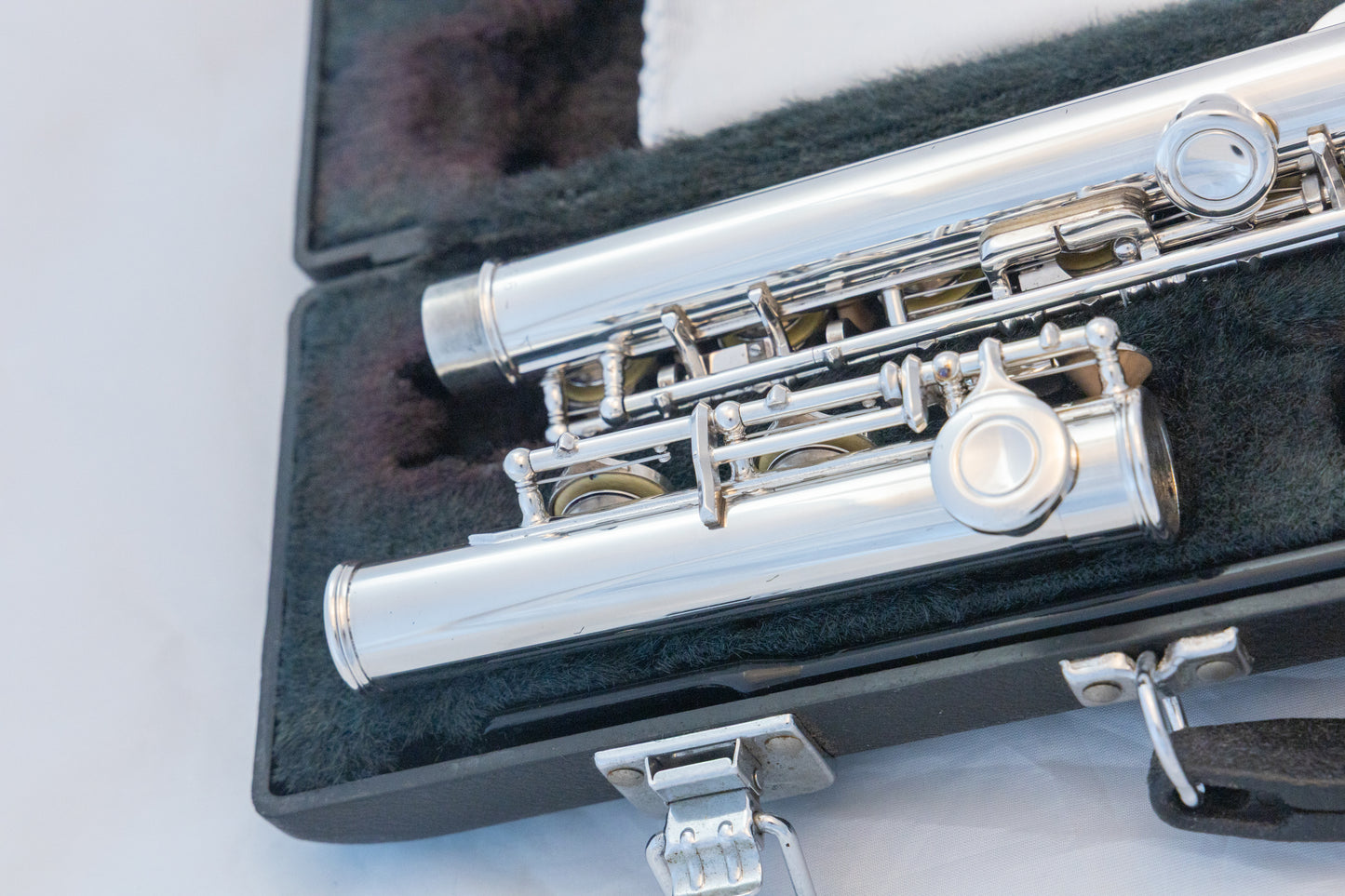 Yamaha YFL-281 Open-Hole Intermediate Flute *Made in Japan *Cleaned & Serviced *New Pads