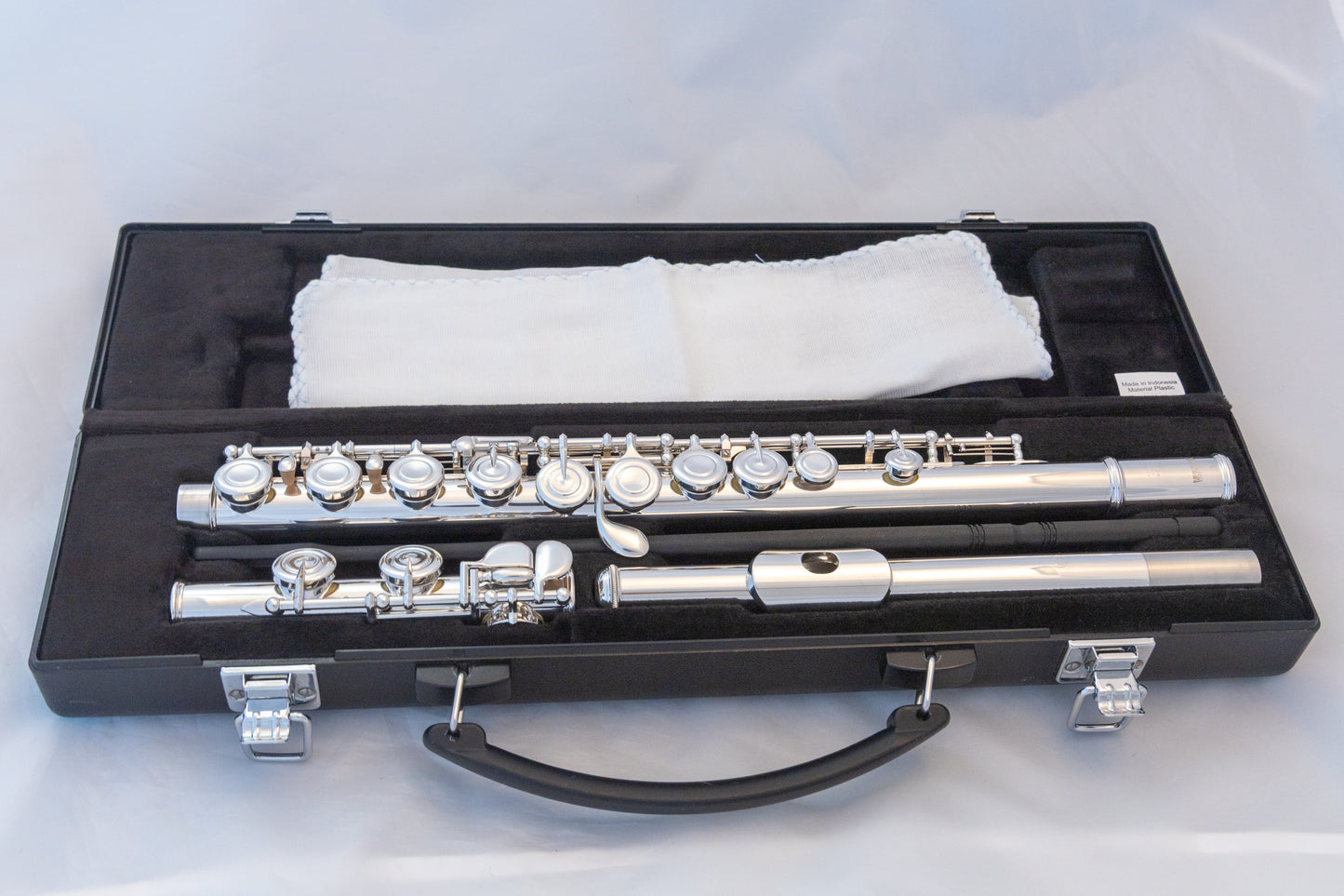 Yamaha YFL-222 Standard Silver-plated Flute *Cleaned & Serviced *Ready to play