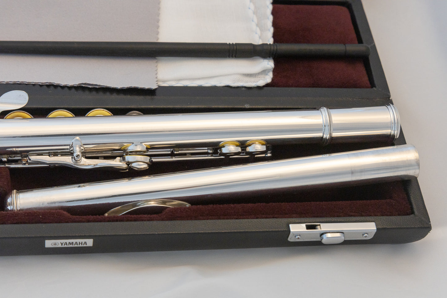 Yamaha YFL-481 All Silver Intermediate Flute *Open-hole *Cleaned & Serviced