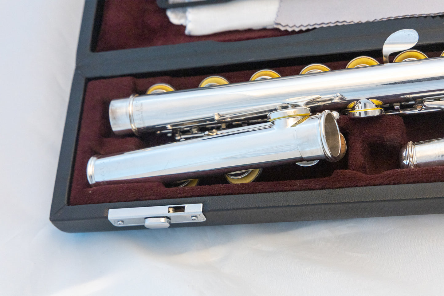 Yamaha YFL-481 All Silver Intermediate Flute *Open-hole *Cleaned & Serviced
