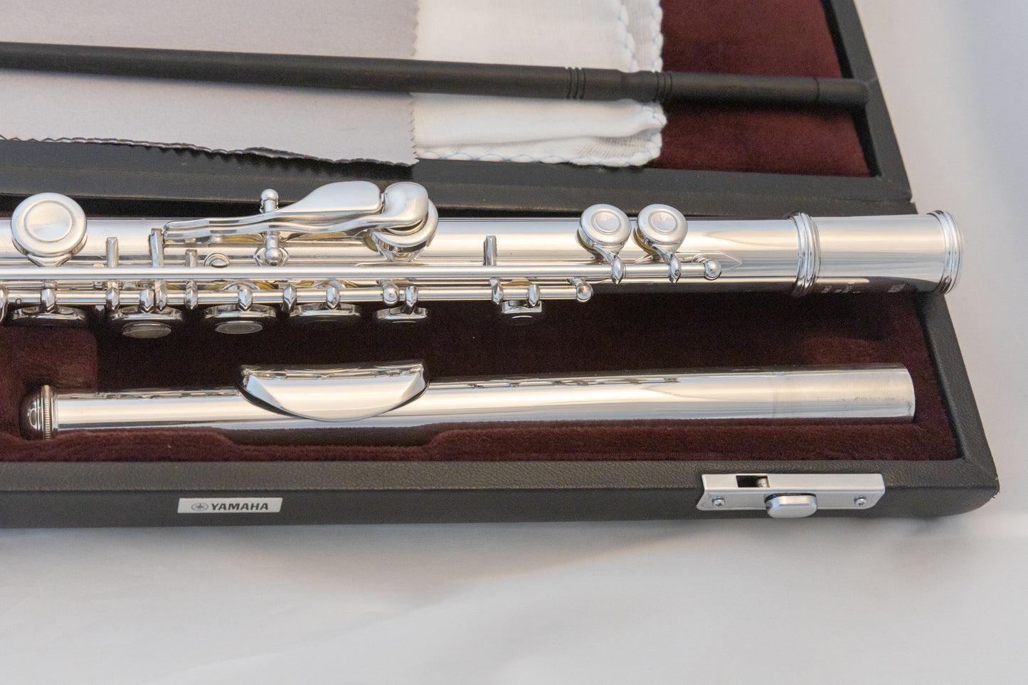 Yamaha YFL-481 All Silver Intermediate Flute *Open-hole *Cleaned & Serviced