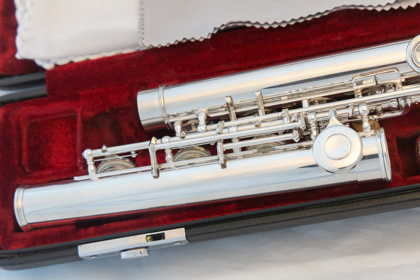 Yamaha YFL-481H All Silver Intermediate Flute *Open-hole *B-foot *Overhauled New Pads