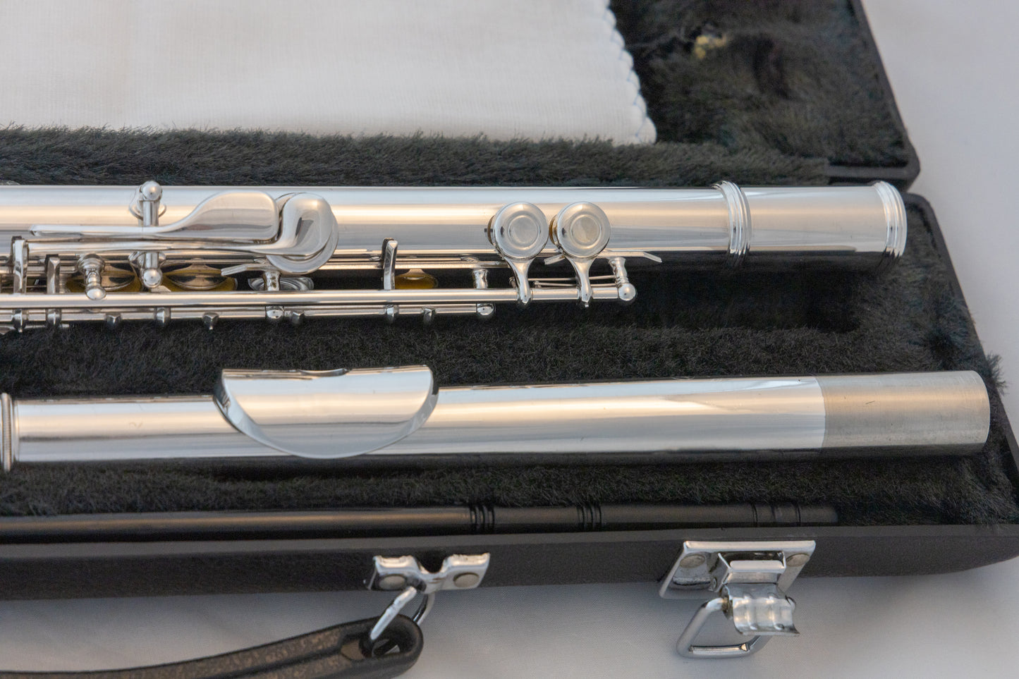 Yamaha YFL-221 Silver-plated Standard Flute *Made in Japan *Cleaned & Serviced