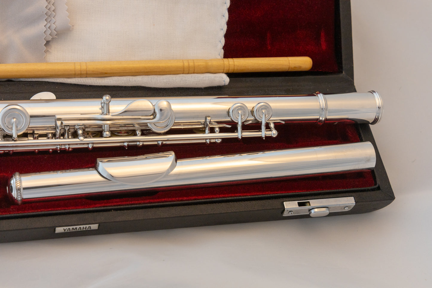 Yamaha YFL-451 Intermediate Flute *All silver *Made in Japan *Cleaned & Serviced