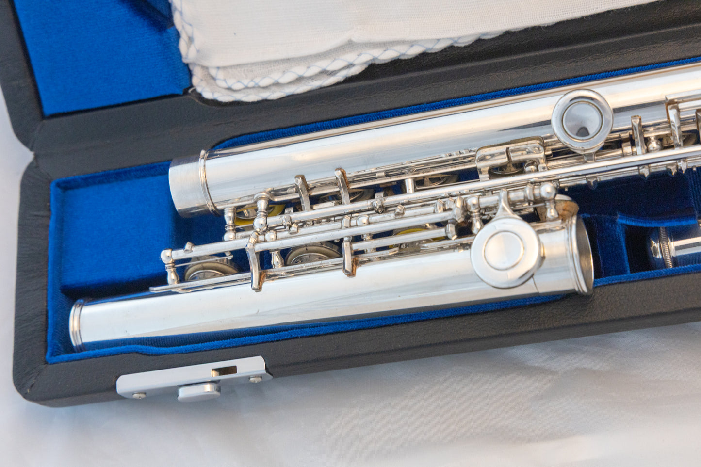 Yamaha YFL-481H All Silver Intermediate Flute *Open-hole *B-foot *Made in Japan *Cleaned & Serviced