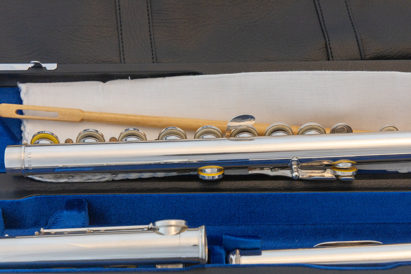 Yamaha YFL-481H All Silver Intermediate Flute *Open-hole *B-foot *Made in Japan *Cleaned & Serviced