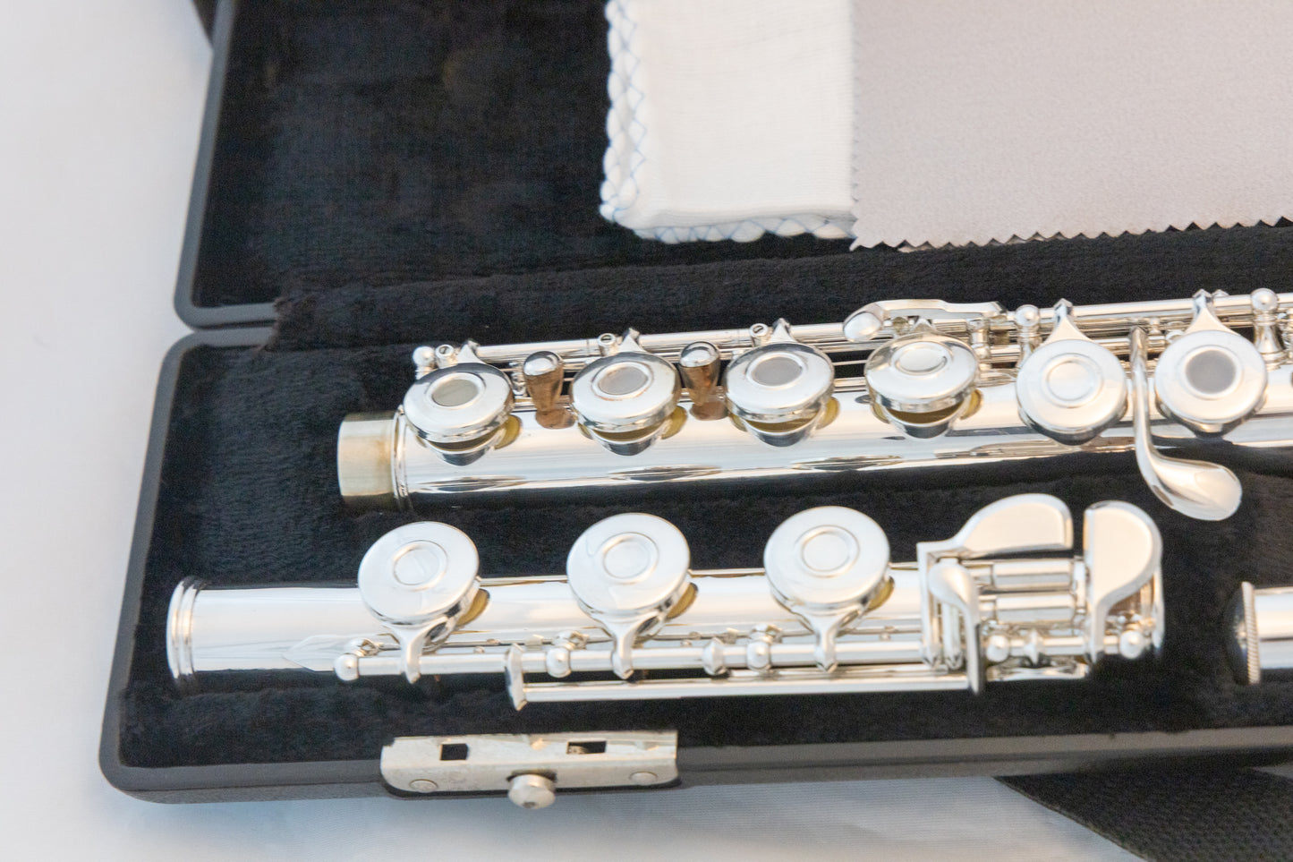 Gemeinhardt 30SHB Intermediate Flute *Solid Silver Headjoint *Low-B Foot, Offset-G*Cleaned & Serviced