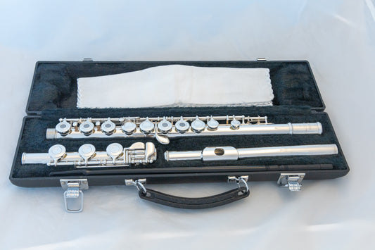Yamaha YFL-385 II Intermediate Flute *Solid Silver Headjoint *Low-B *Japan Made *Cleaned & Serviced