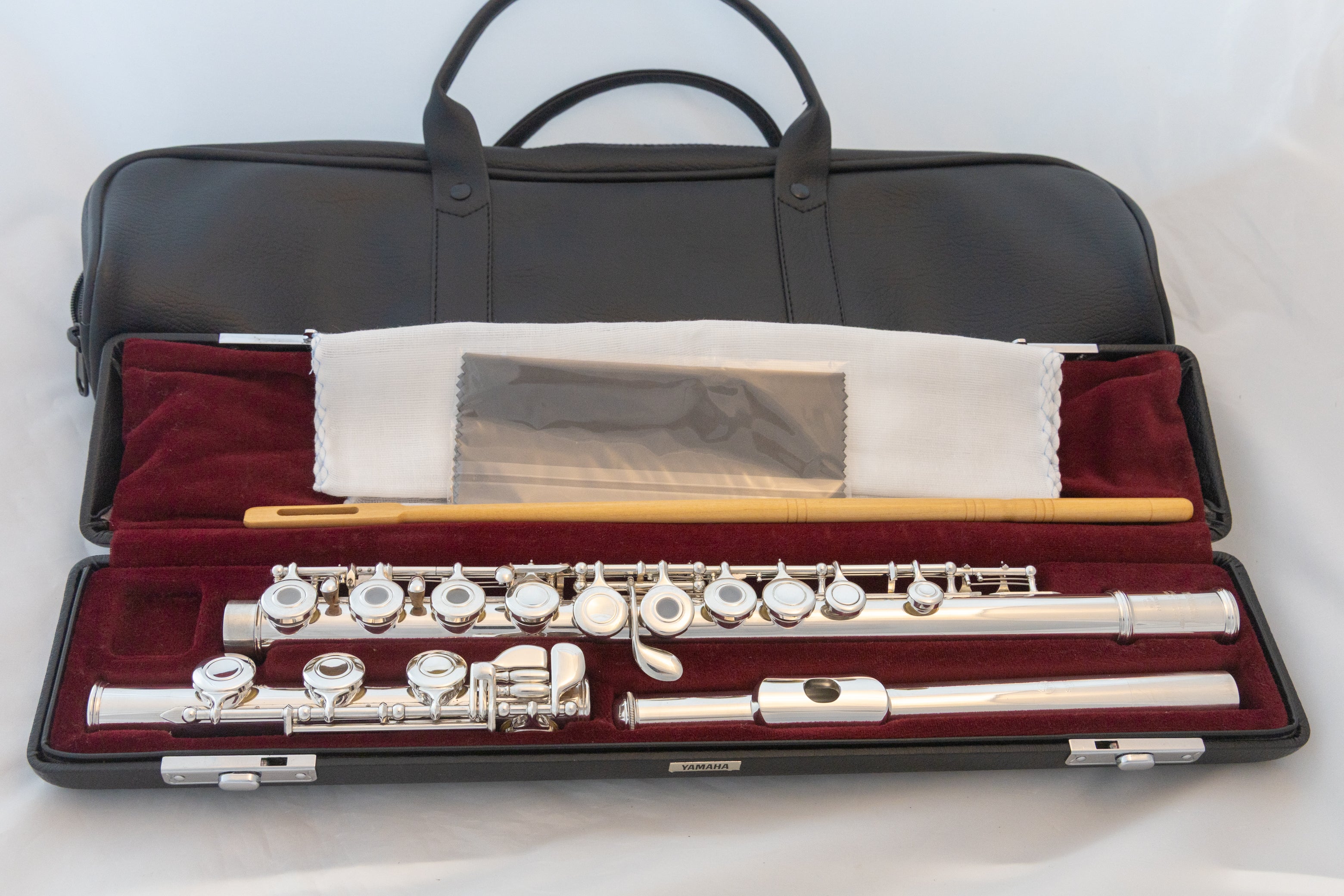 Yamaha YFL-461 II All Silver Intermediate Flute Open-hole B-foot
