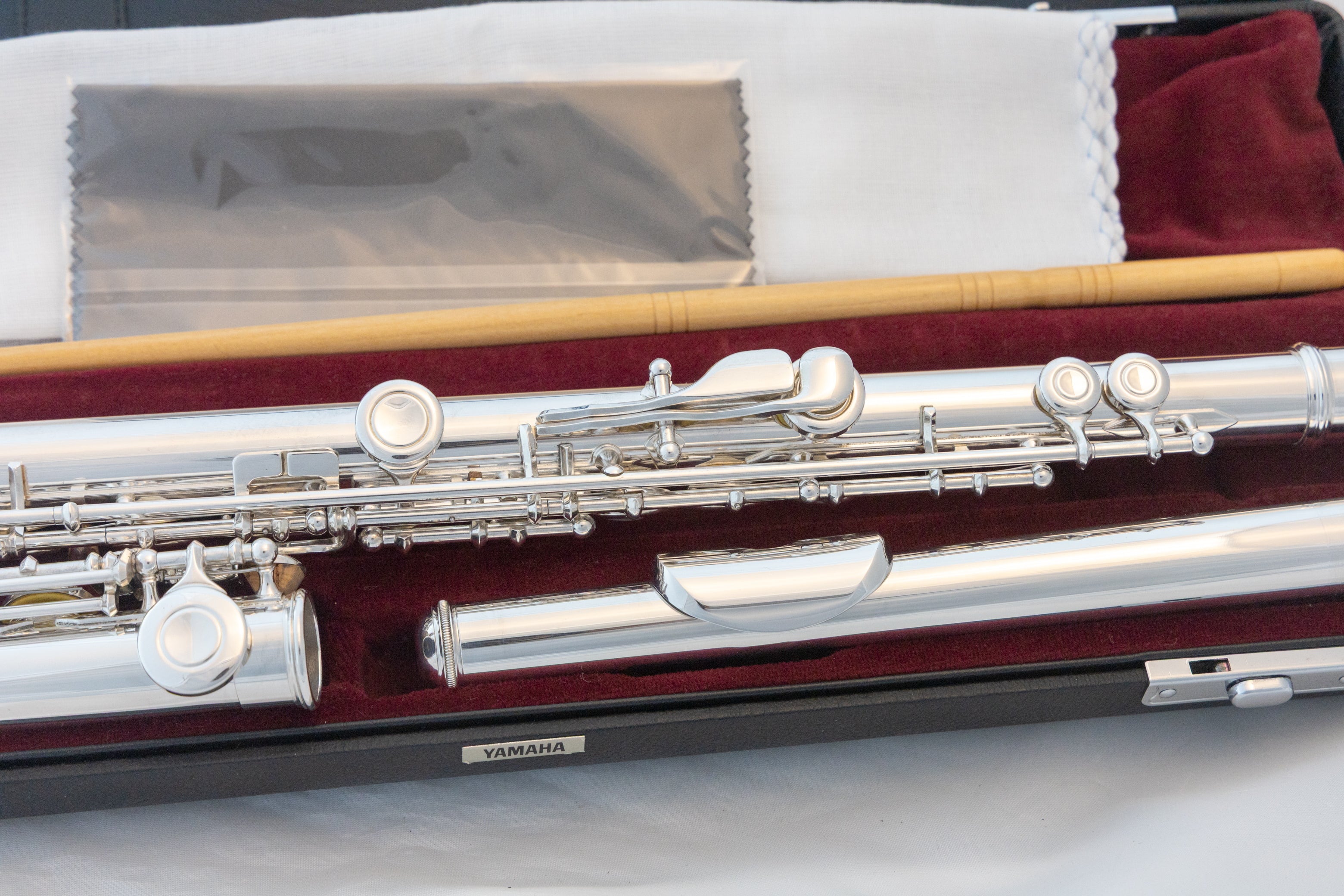 Yamaha YFL-461 II All Silver Intermediate Flute Open-hole B-foot
