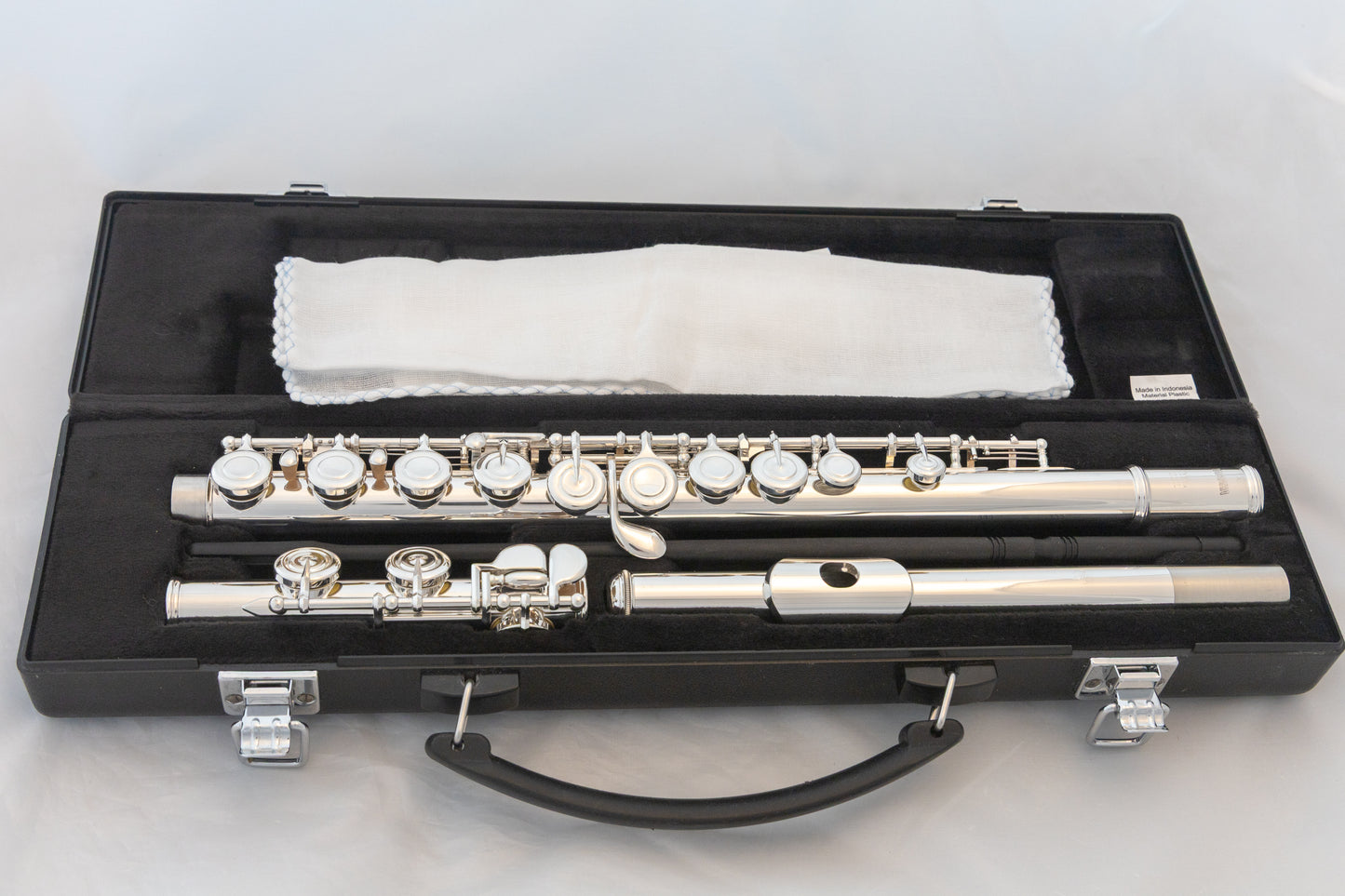 Yamaha YFL-222 Standard Silver-plated Flute *Cleaned & Serviced *Ready to play