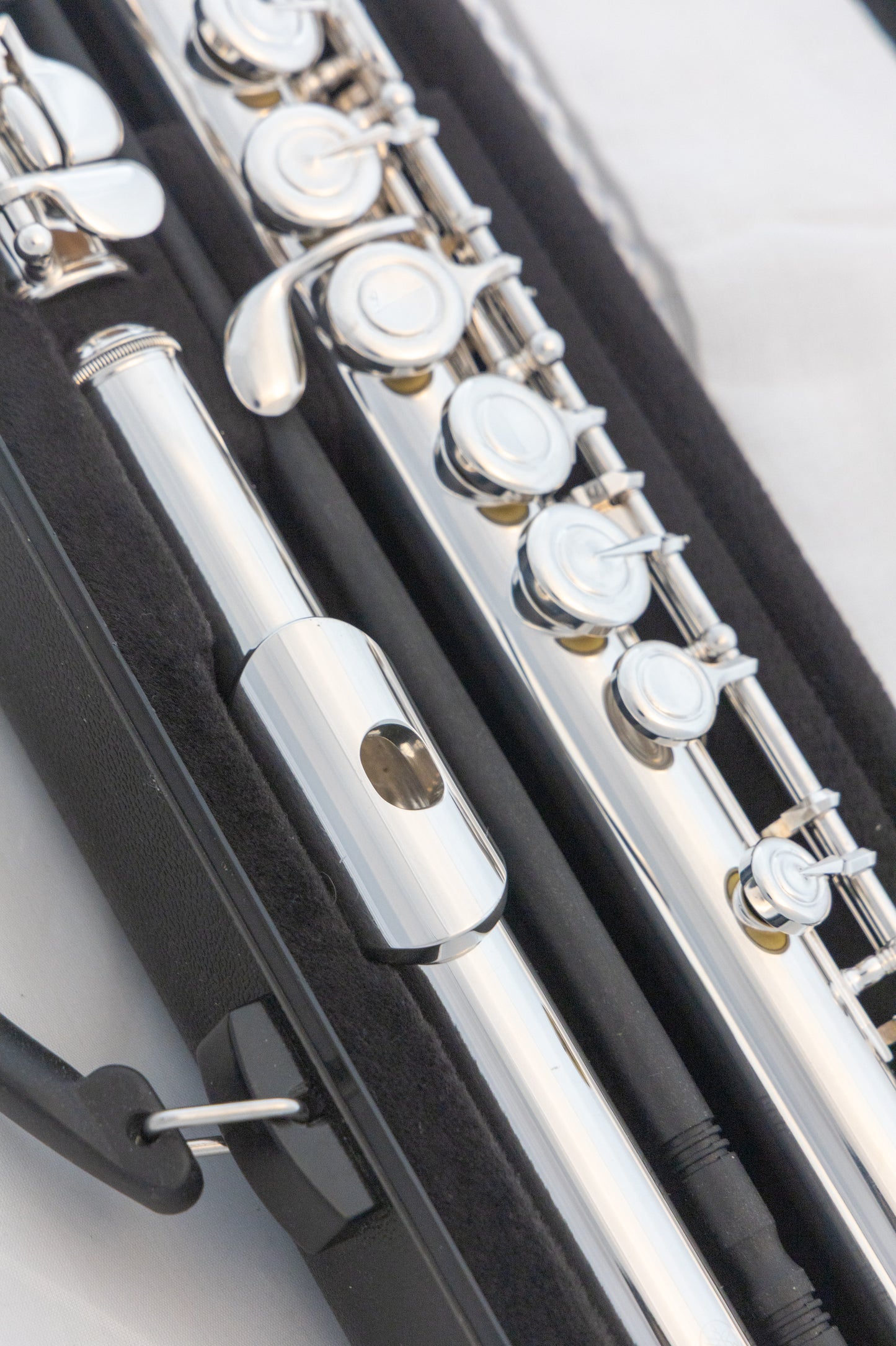 Yamaha YFL-222 Standard Silver-plated Flute *Cleaned & Serviced *Ready to play