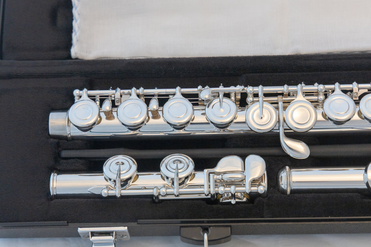 Yamaha YFL-222 Standard Silver-plated Flute *Cleaned & Serviced *Ready to play