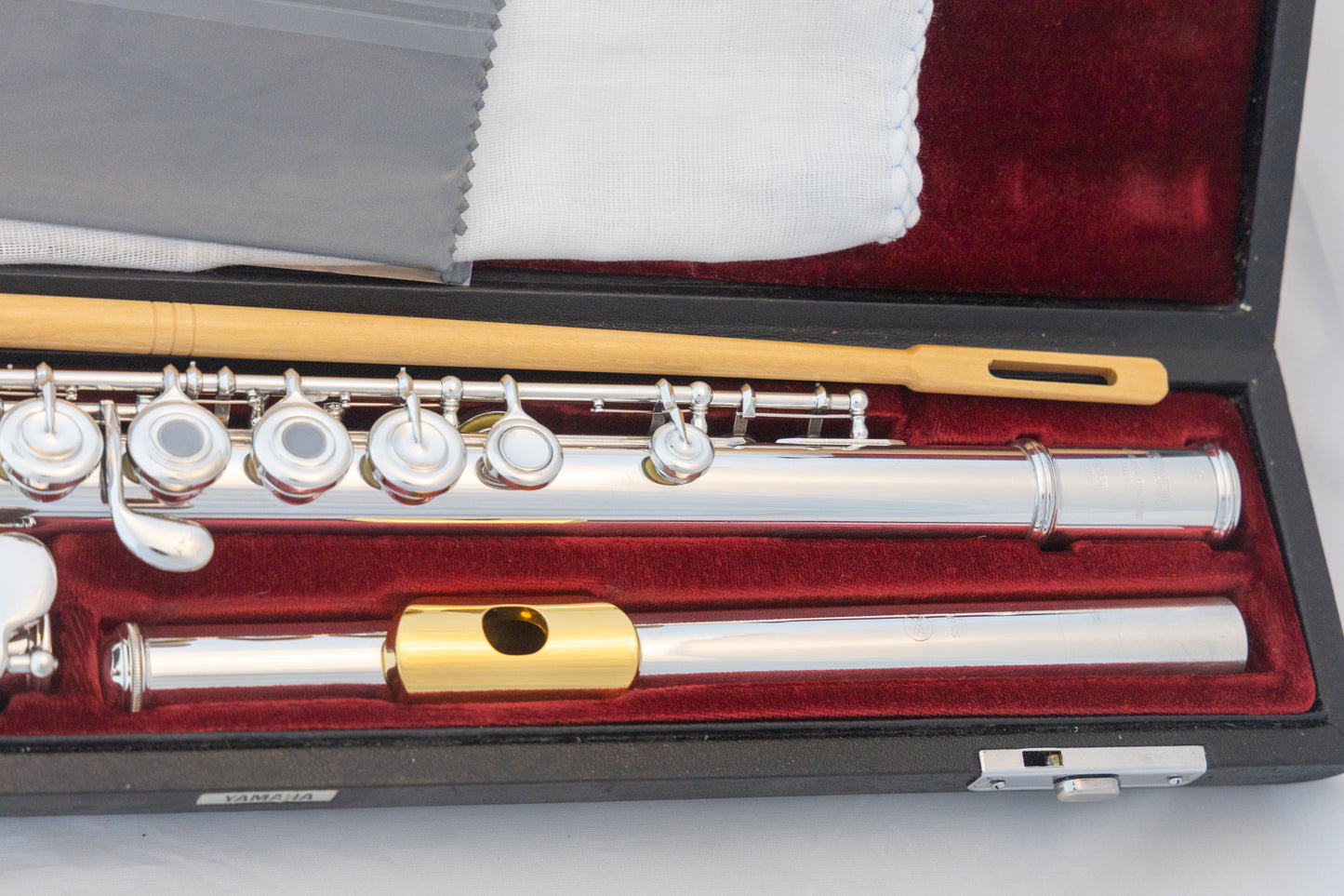 Yamaha YFL-581H (now 687H) Professional Flute All Silver Open-hole *Made in Japan *Cleaned & Serviced