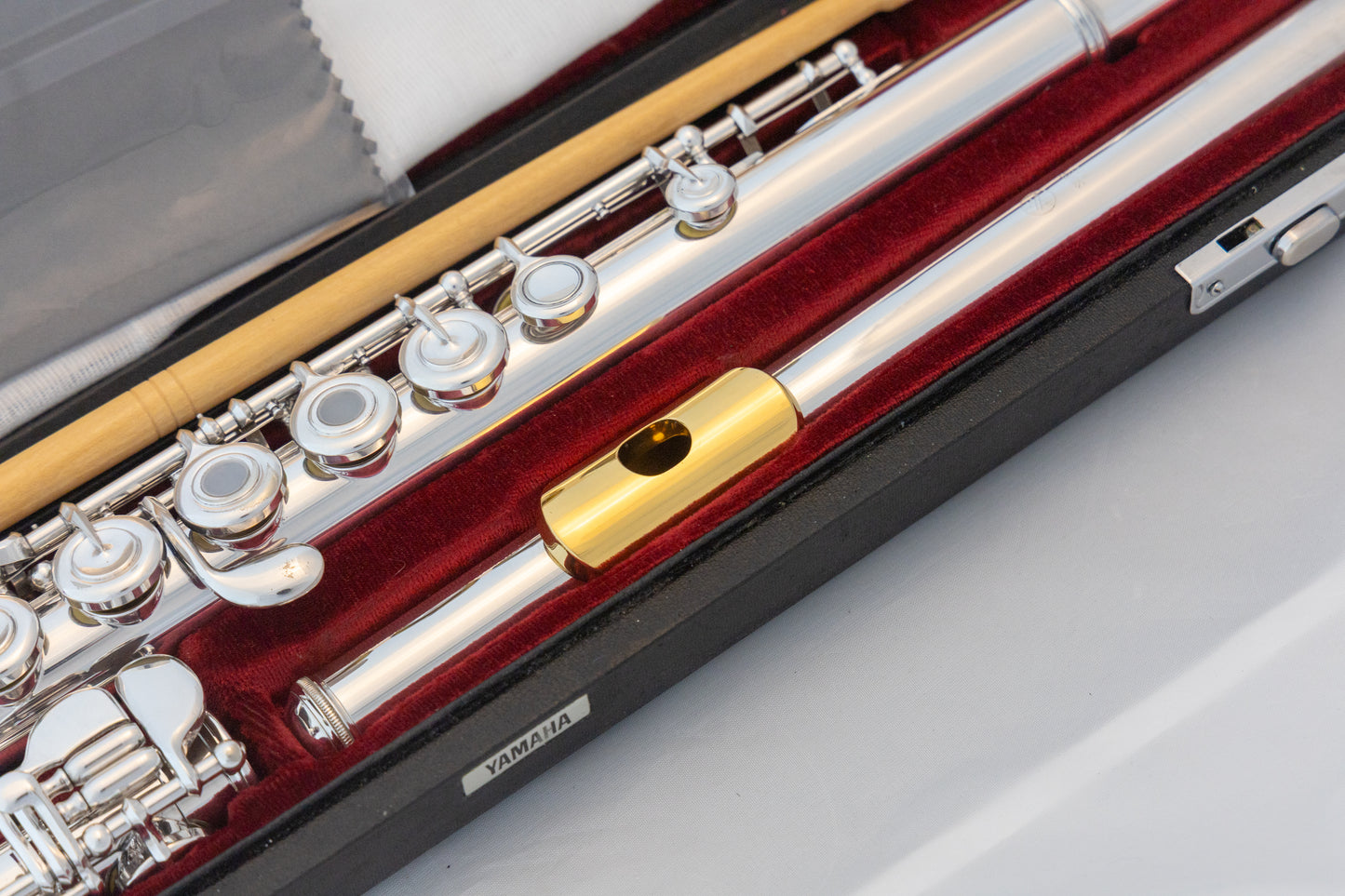 Yamaha YFL-581H (now 687H) Professional Flute All Silver Open-hole *Made in Japan *Cleaned & Serviced