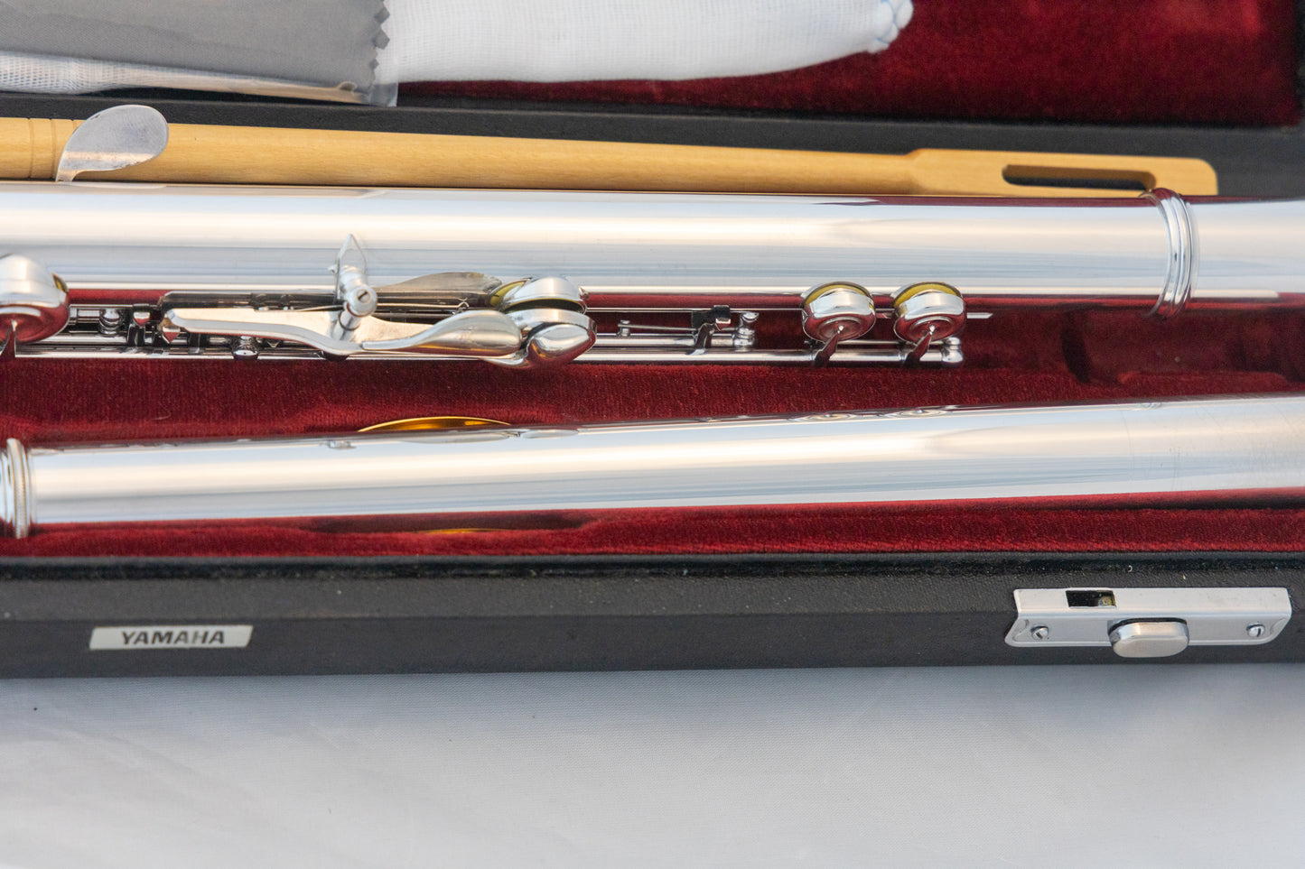 Yamaha YFL-581H (now 687H) Professional Flute All Silver Open-hole *Made in Japan *Cleaned & Serviced