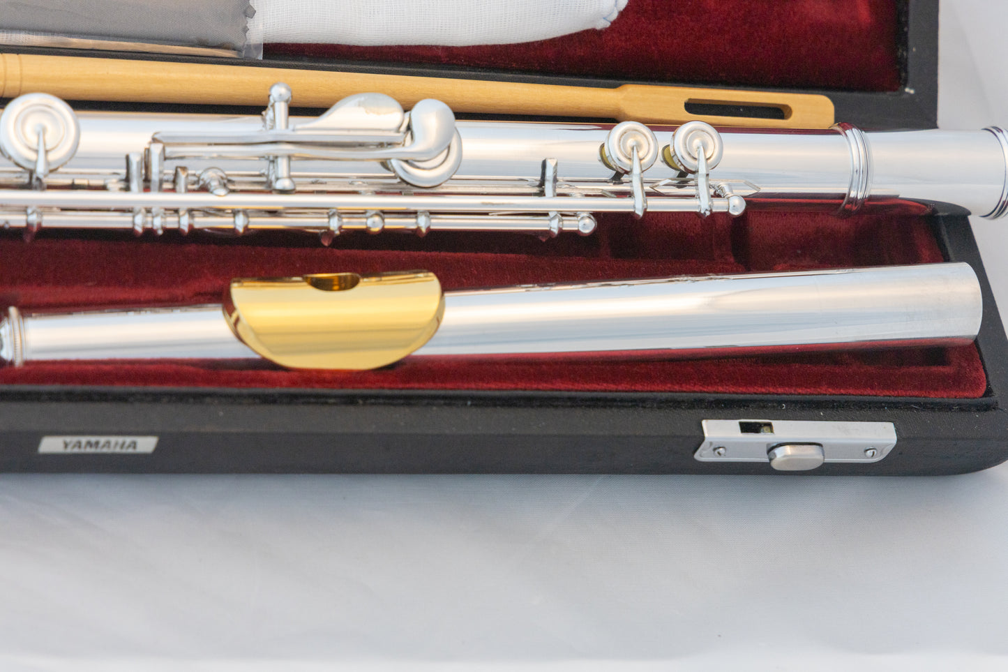 Yamaha YFL-581H (now 687H) Professional Flute All Silver Open-hole *Made in Japan *Cleaned & Serviced
