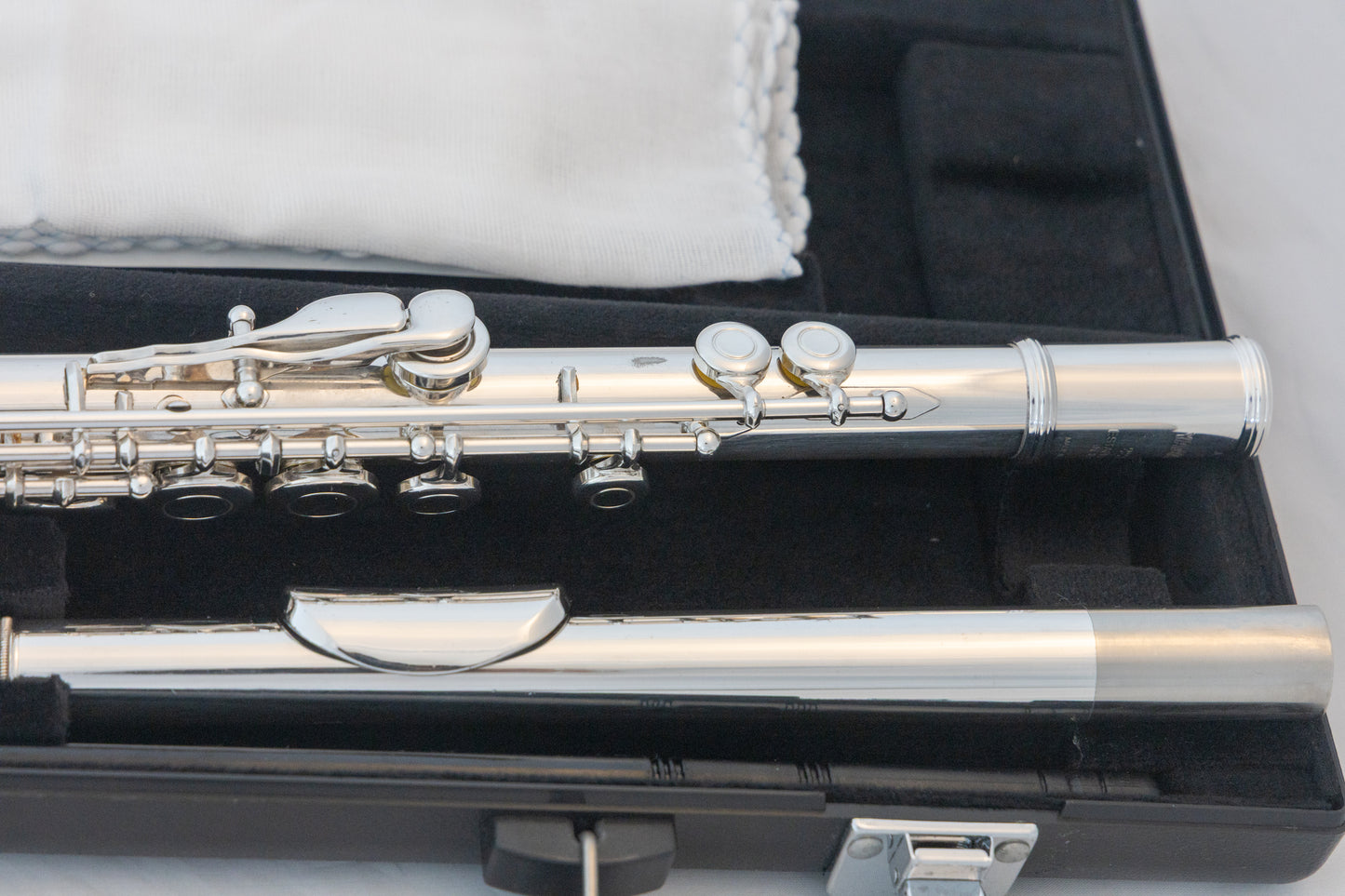 Yamaha YFL-221 Silver-plated Standard Flute *Made in Japan *Overhauled New Pads