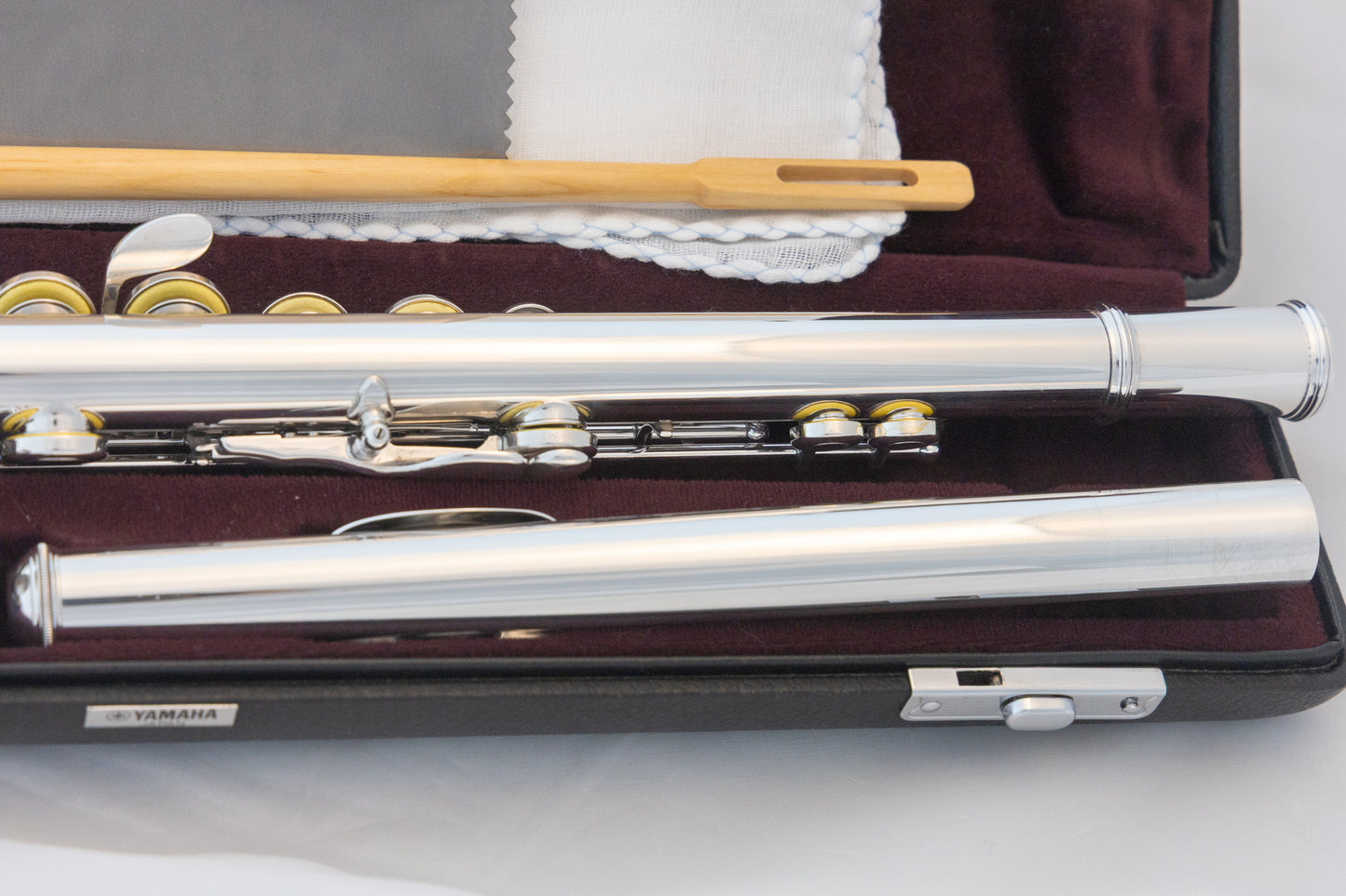 Yamaha YFL-461H All Silver Intermediate Flute Open-hole B-foot *Made in Japan *Overhauled New Pads