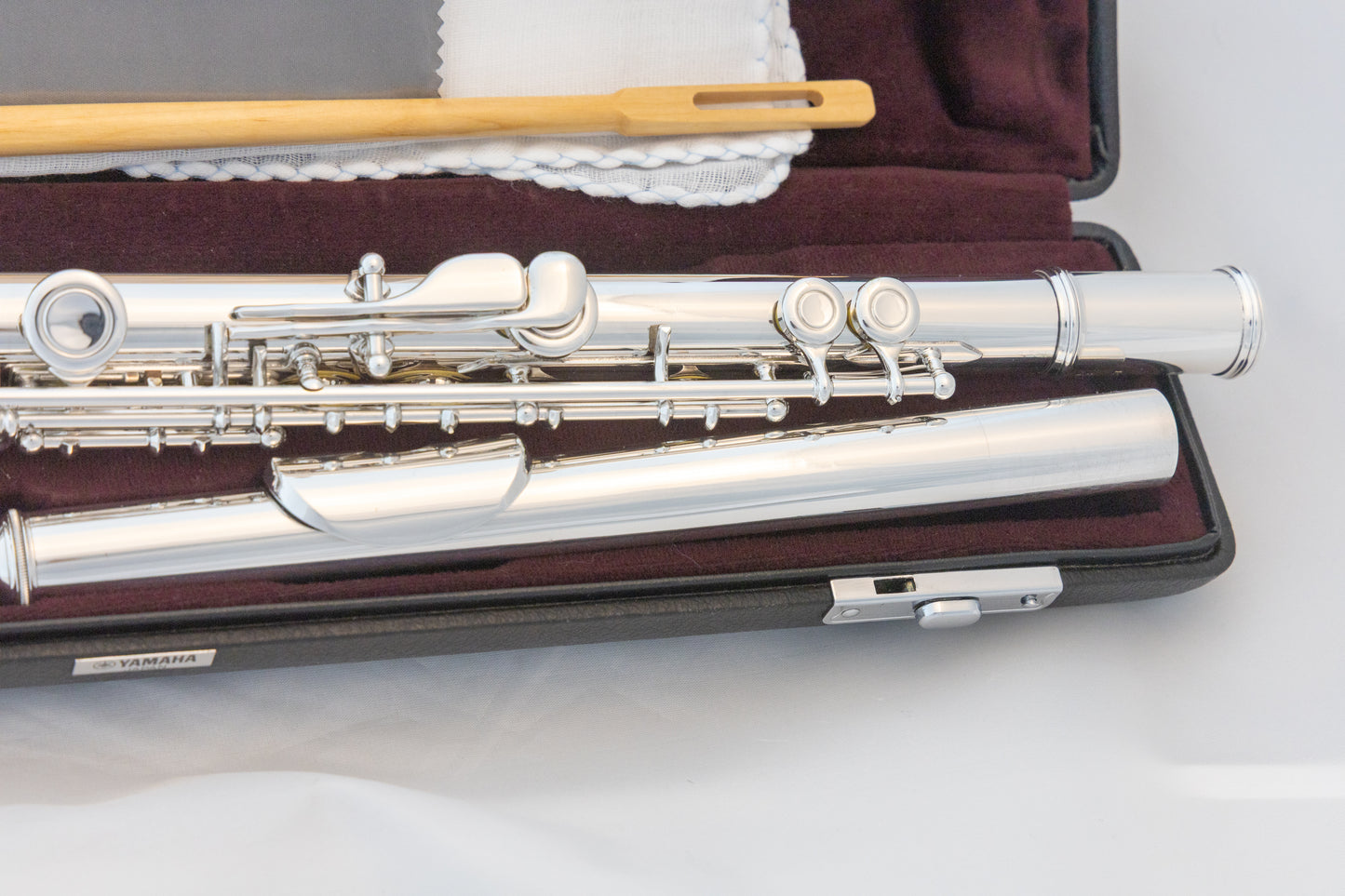 Yamaha YFL-461H All Silver Intermediate Flute Open-hole B-foot *Made in Japan *Overhauled New Pads
