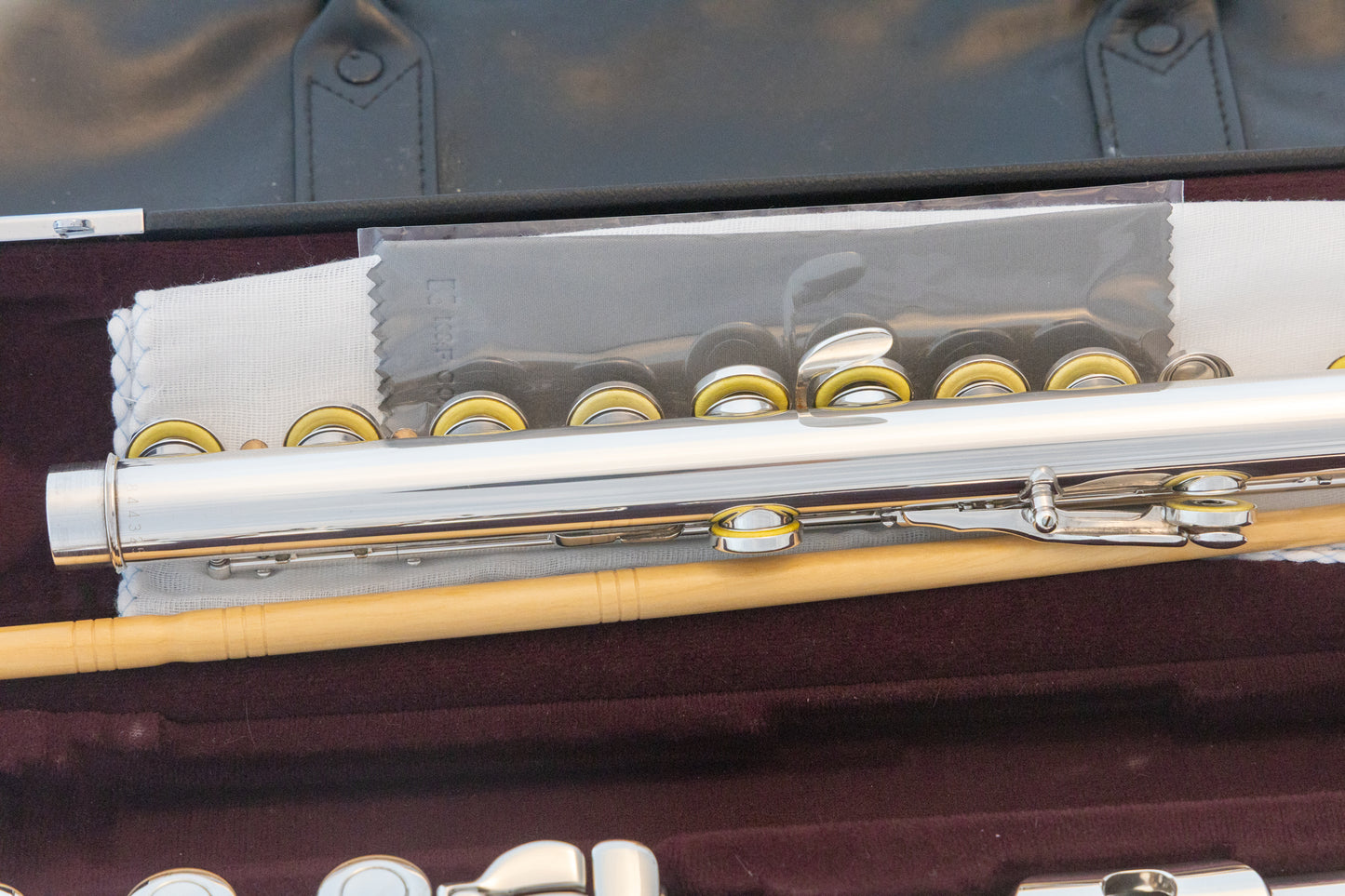 Yamaha YFL-461H All Silver Intermediate Flute Open-hole B-foot *Made in Japan *Overhauled New Pads