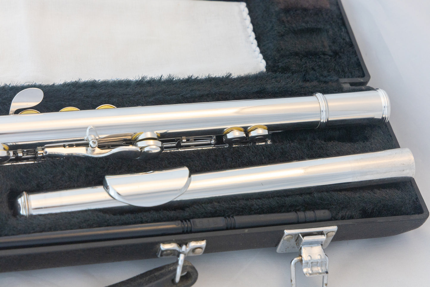 Yamaha YFL-385 II Intermediate Flute *Solid Silver Headjoint *Low-B *Japan Made *Overhauled New Pads
