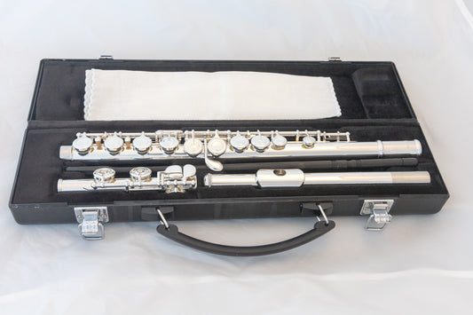 Yamaha YFL-222 Standard Silver-plated Flute *Cleaned & Serviced *Ready to play