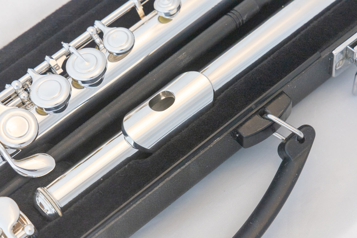 Yamaha YFL-222 Standard Silver-plated Flute *Cleaned & Serviced *Ready to play