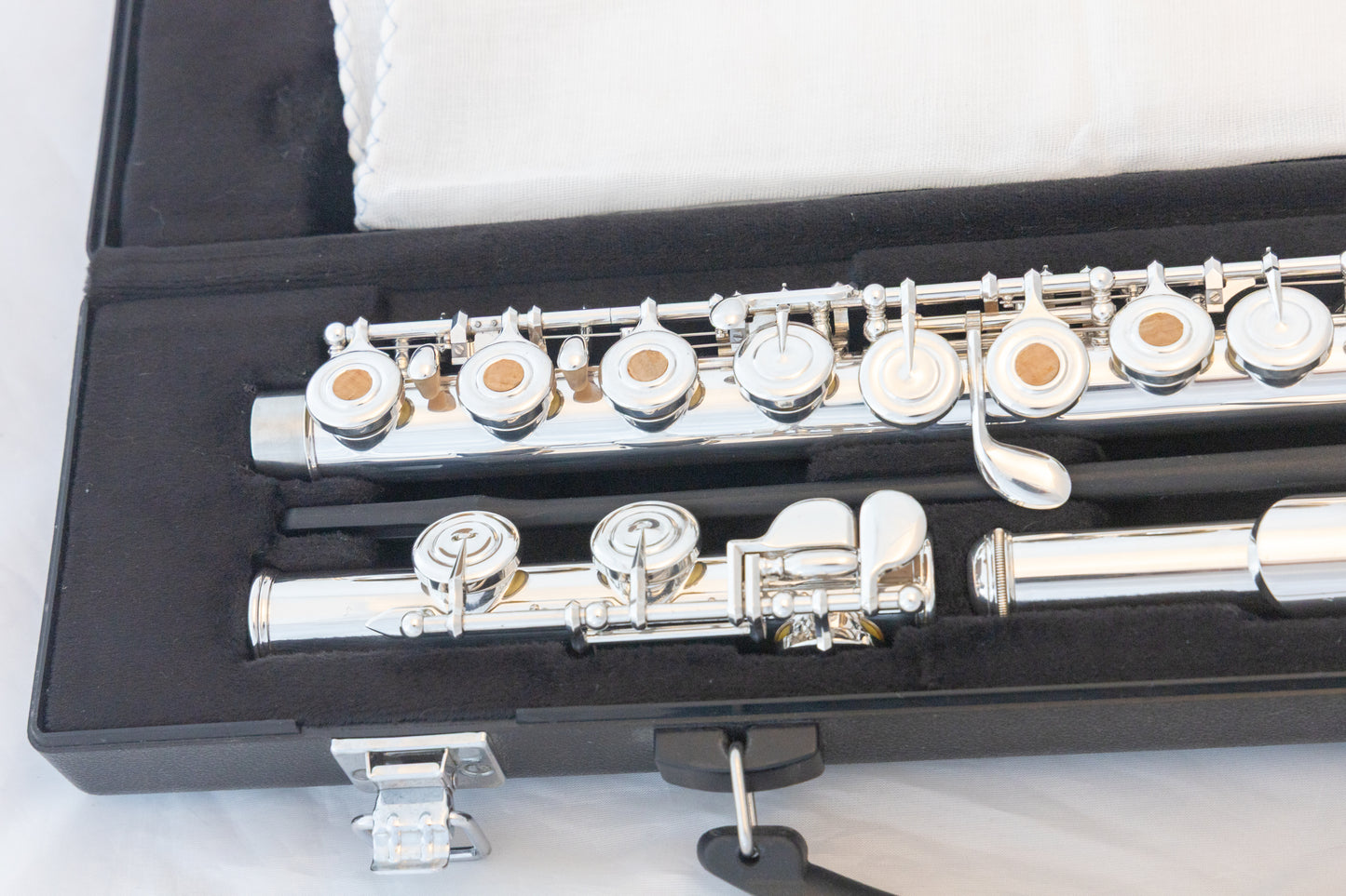 Yamaha YFL-262 Silver-plated Open-hole Intermediate Flute *Cleaned & Serviced *Ready to play