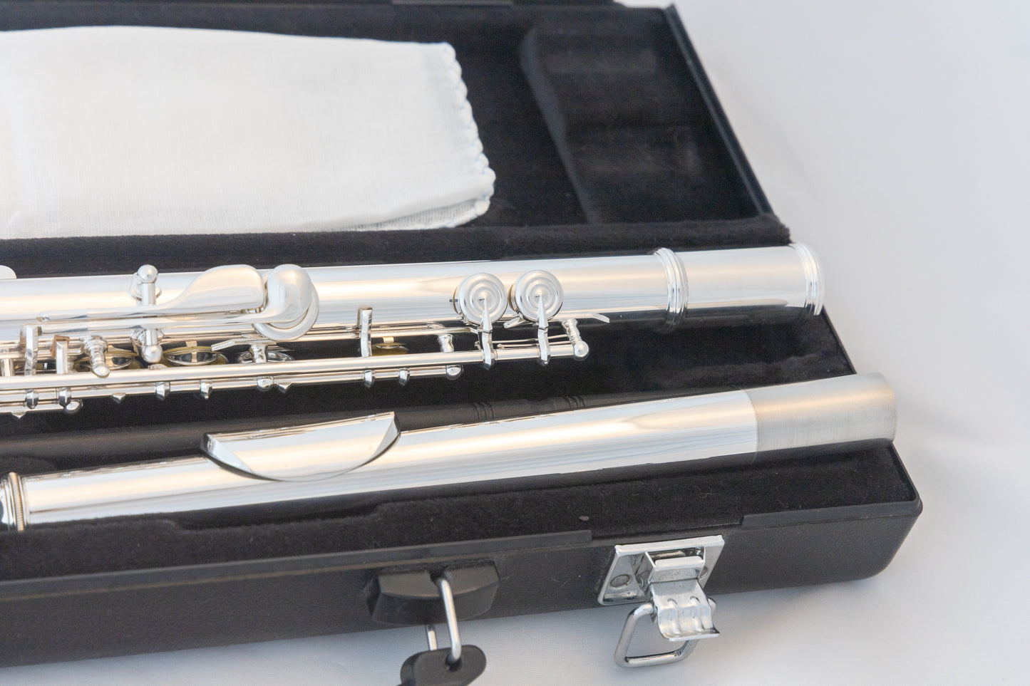Yamaha YFL-262 Silver-plated Open-hole Intermediate Flute *Cleaned & Serviced *Ready to play