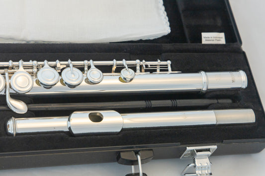 Yamaha YFL-222 Standard Silver-plated Flute *Cleaned & Serviced *Ready to play
