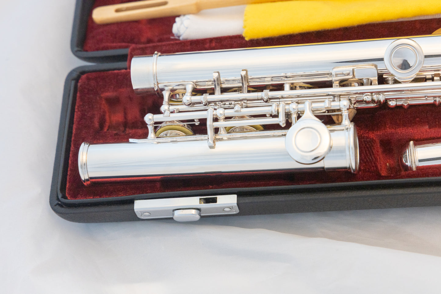 Yamaha YFL-461 All Silver Intermediate Flute Open-hole C-foot *Made in Japan *Overhauled New Pads