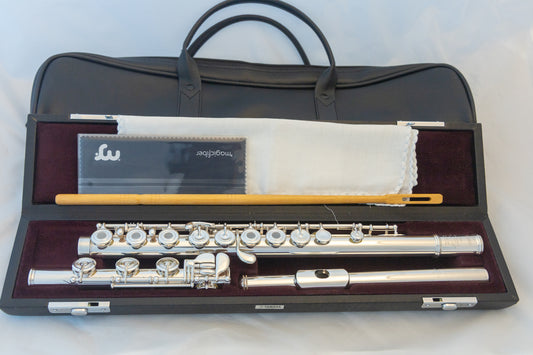 Yamaha YFL-684H (YFL-687H) All Silver Professional Flute *Open-hole *Inline-G *Low-B *Made in Japan *Cleaned & Serviced