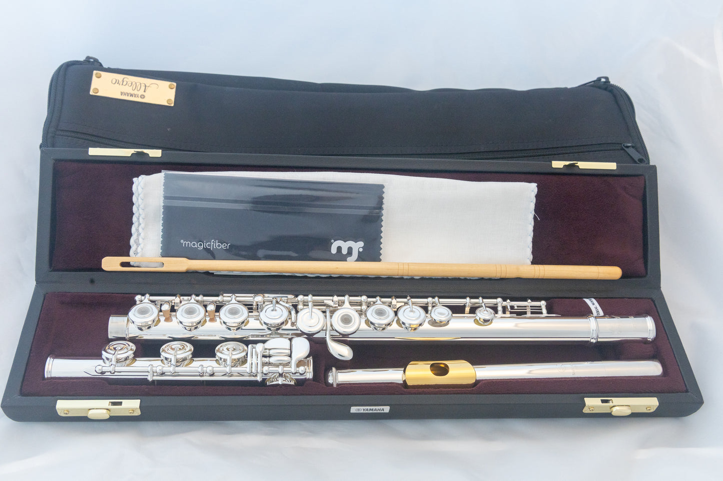 Yamaha YFL-372 Allegro Intermediate Flute *Silver Headjoint *Low-B *Split-E *Cleaned & Serviced