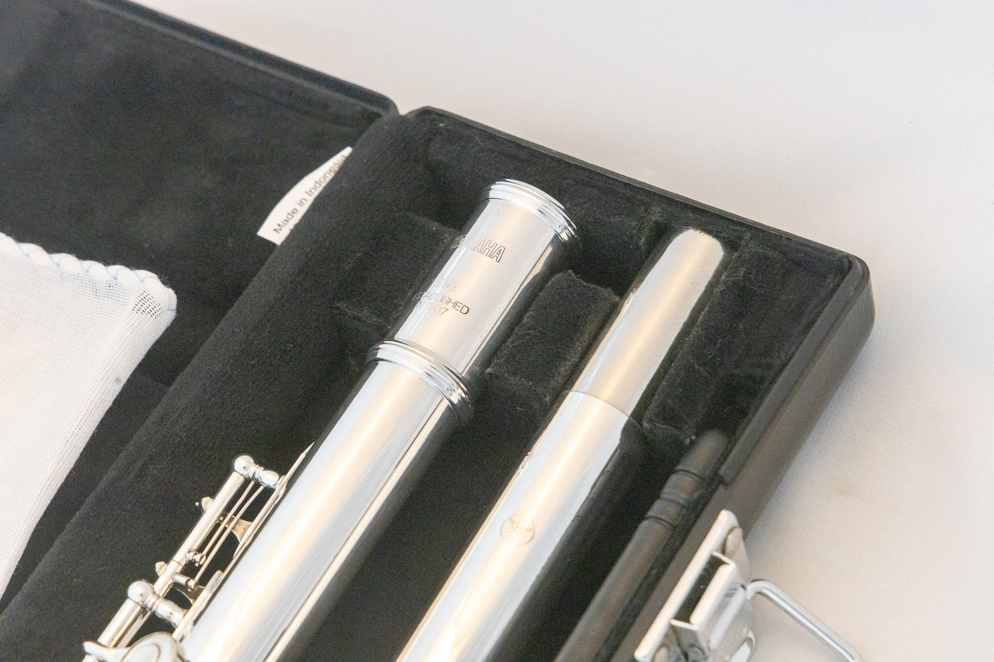 Yamaha YFL-261 Silver-plated Open-Hole Intermediate Flute *Overhauled New Pads