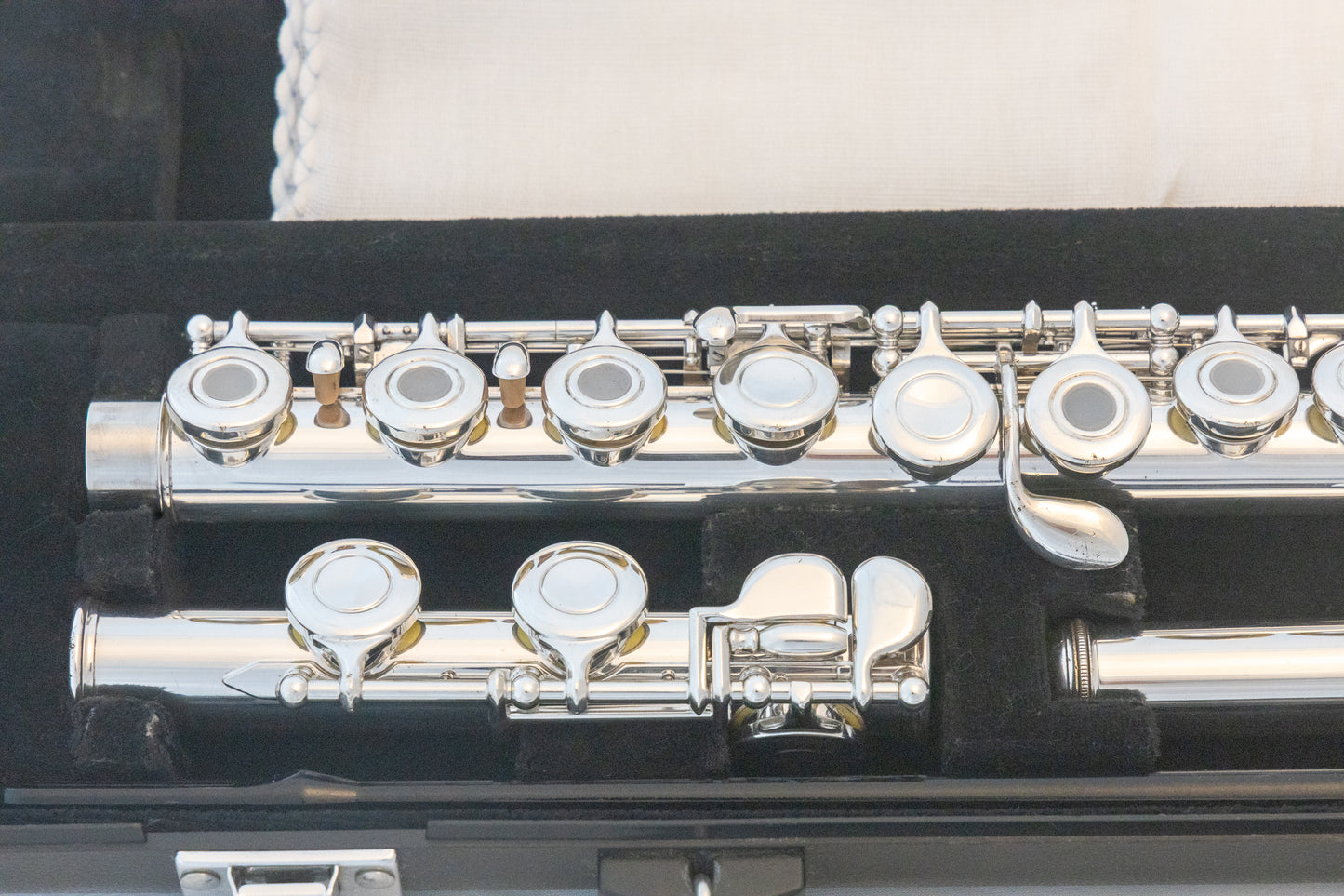 Yamaha YFL-261 Silver-plated Open-Hole Intermediate Flute *Overhauled New Pads