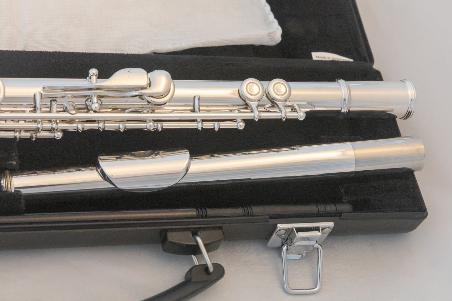 Yamaha YFL-261 Silver-plated Open-Hole Intermediate Flute *Overhauled New Pads