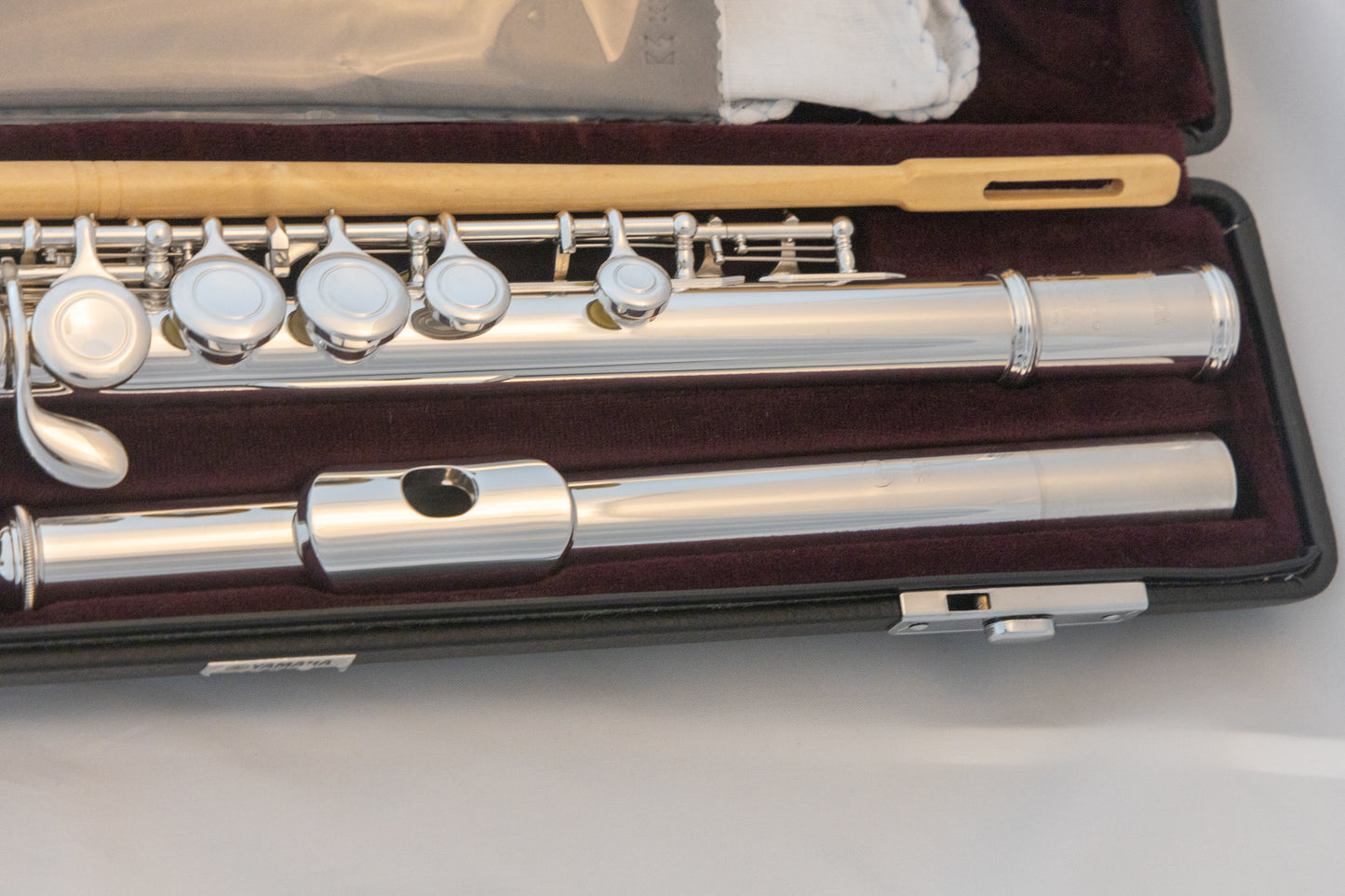 Yamaha YFL-421 Intermediate Flute *All silver *Made in Japan *Cleaned & Serviced