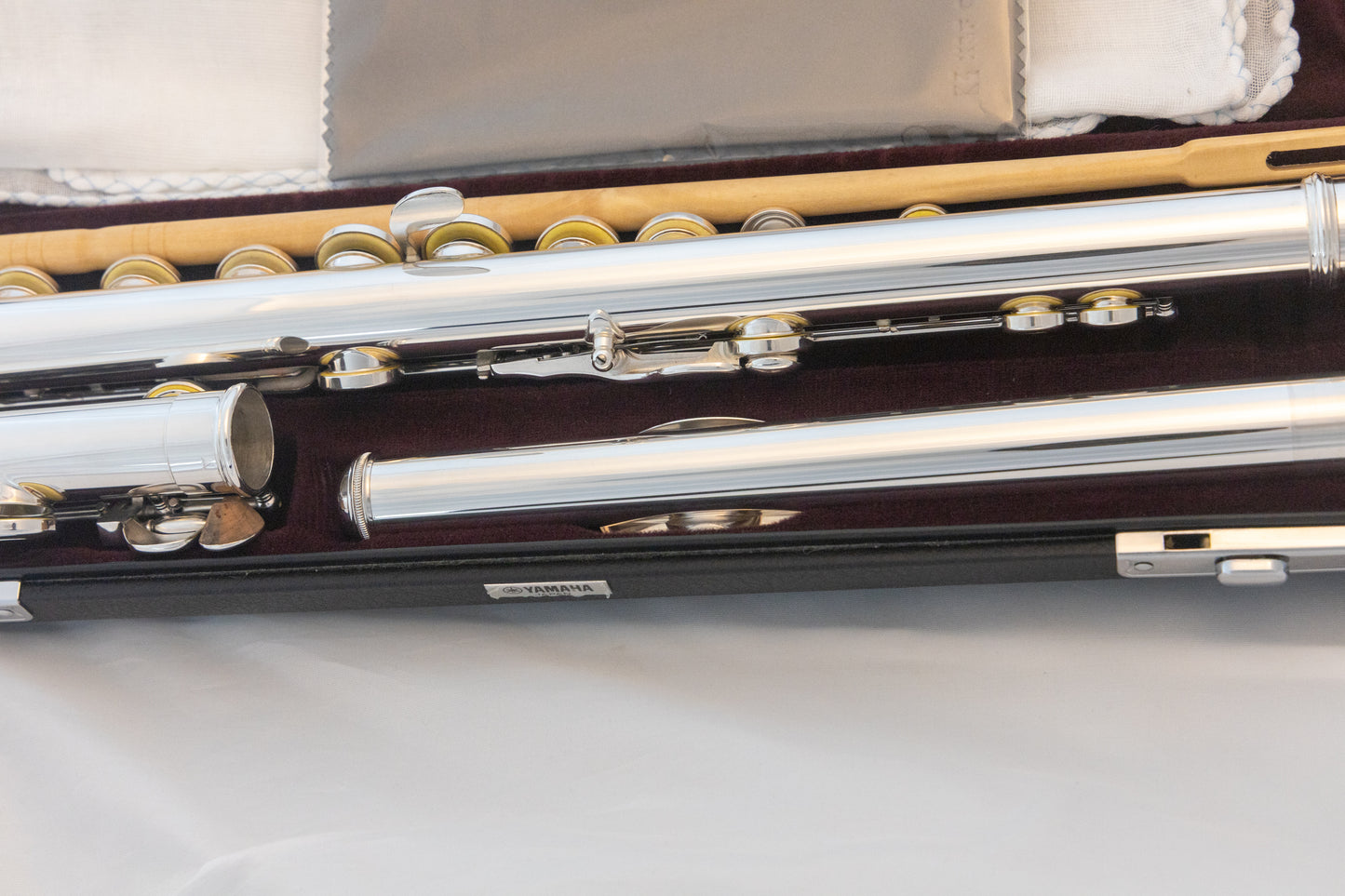 Yamaha YFL-421 Intermediate Flute *All silver *Made in Japan *Cleaned & Serviced