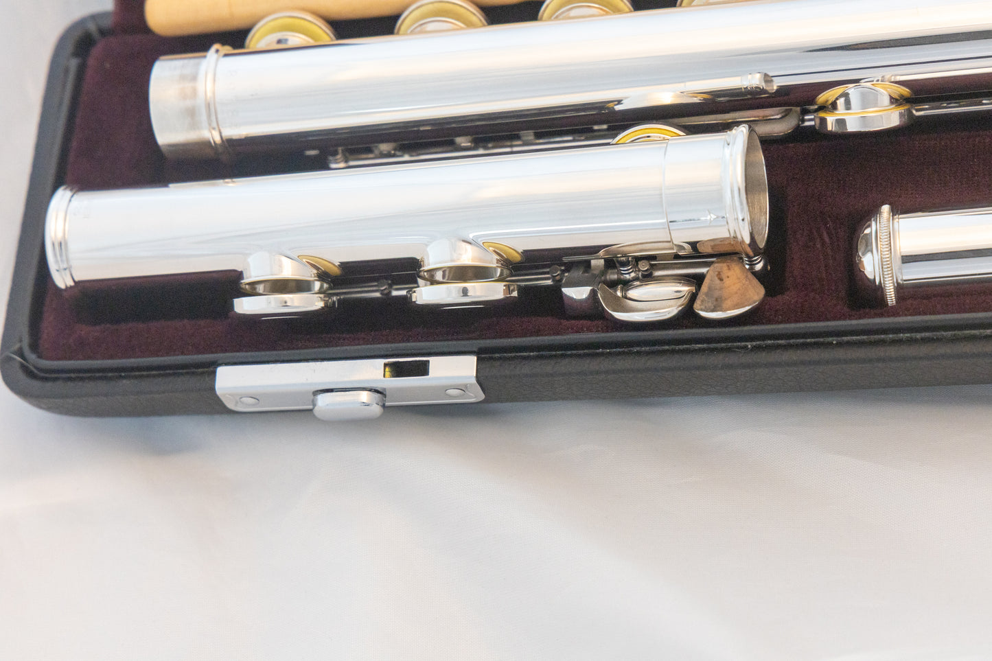 Yamaha YFL-421 Intermediate Flute *All silver *Made in Japan *Cleaned & Serviced
