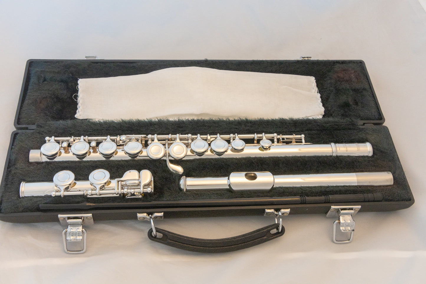 Yamaha YFL-221 Silver-plated Standard Flute *Made in Japan *Overhauled New Pads