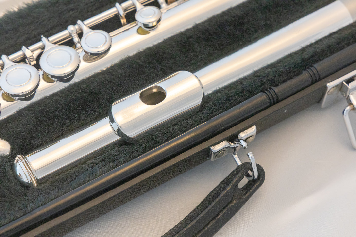Yamaha YFL-221 Silver-plated Standard Flute *Made in Japan *Overhauled New Pads