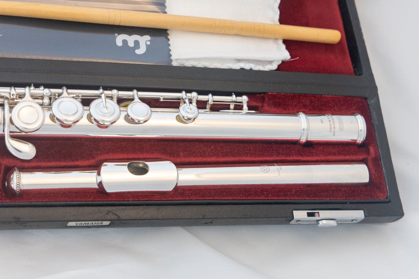 Yamaha YFL-451 Intermediate Flute *All silver *Made in Japan *Cleaned & Serviced