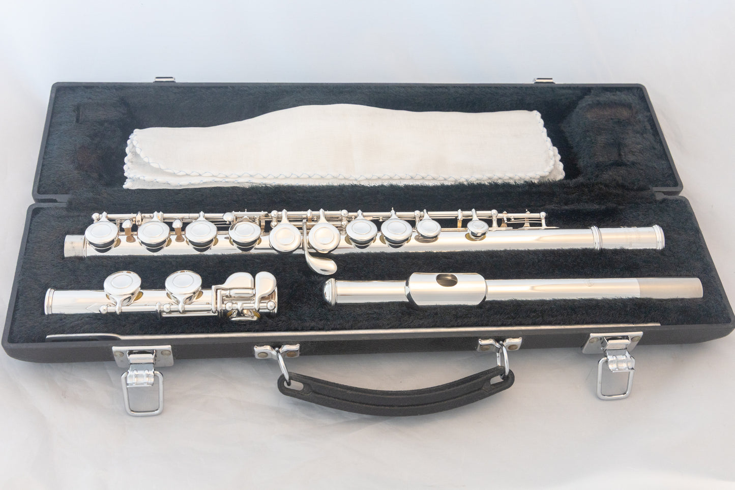 Yamaha YFL-225S II Silver-plated Standard Flute *Made in Japan *Cleaned and Serviced