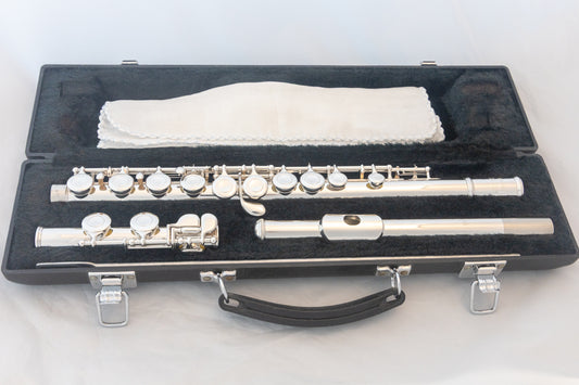 Yamaha YFL-225S II Silver-plated Standard Flute *Made in Japan *Cleaned and Serviced