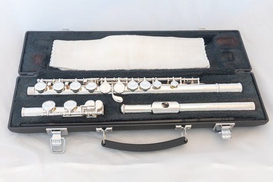 Yamaha YFL-321 Intermediate Flute *Made in Japan *Silver Headjoint *Overhauled New Pads