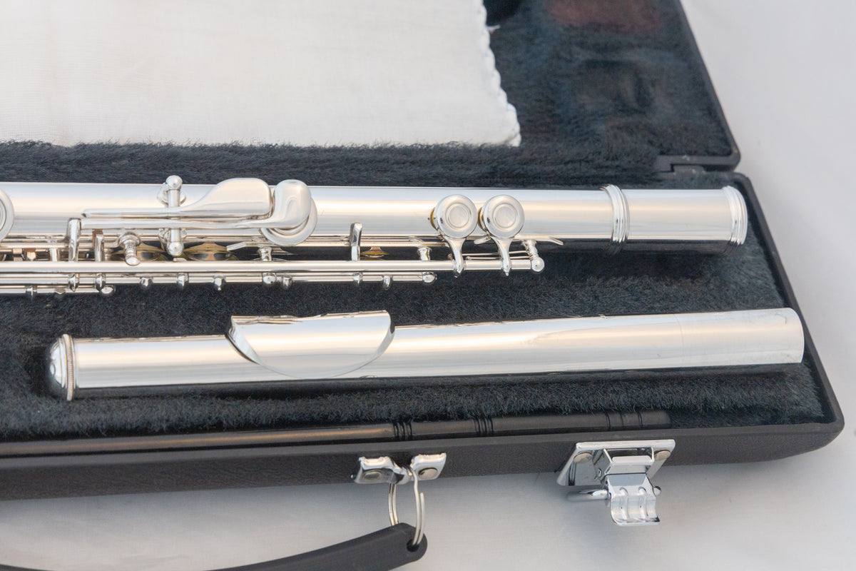 Yamaha YFL-321 Intermediate Flute *Made in Japan *Silver Headjoint *Overhauled New Pads