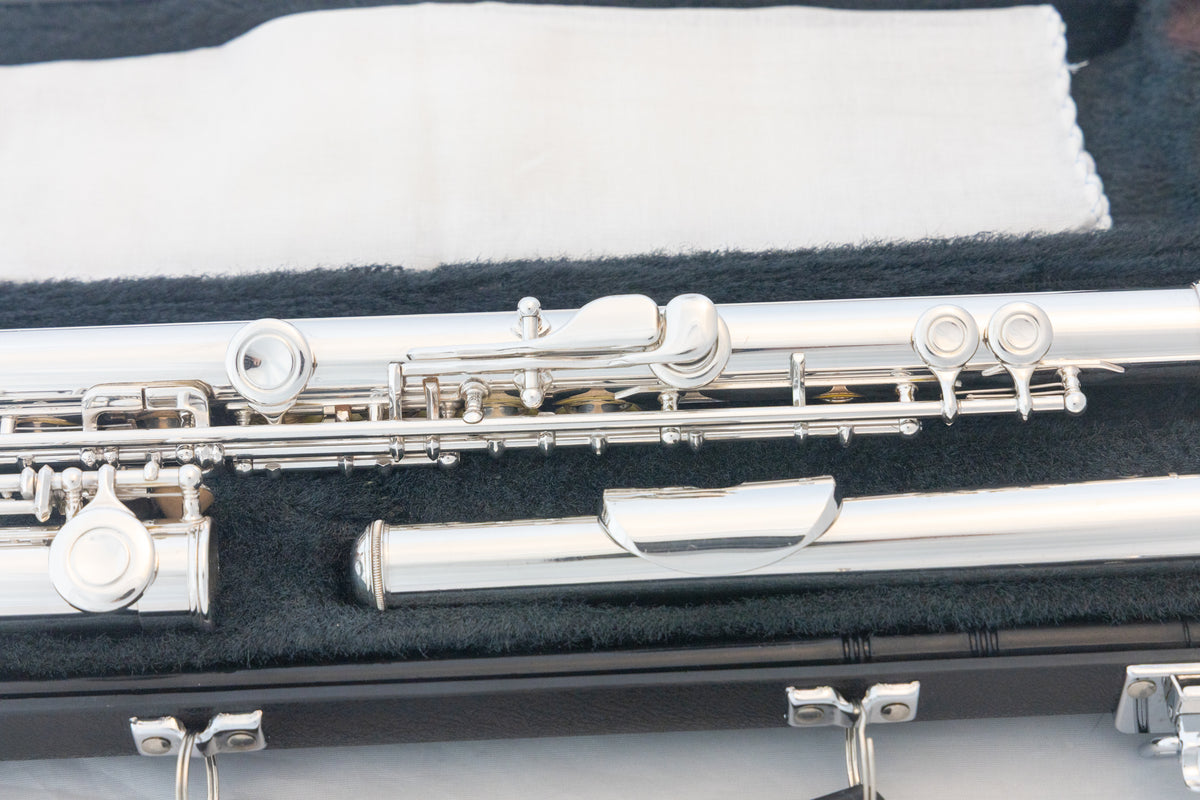 Yamaha YFL-321 Intermediate Flute *Made in Japan *Silver Headjoint *Overhauled New Pads