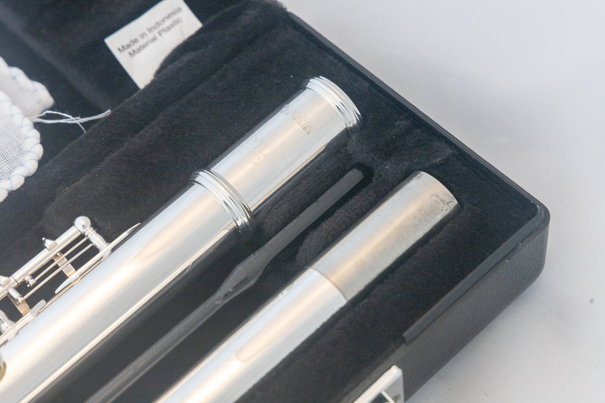 Yamaha YFL-222 Standard Silver-plated Flute *Cleaned & Serviced *Ready to play