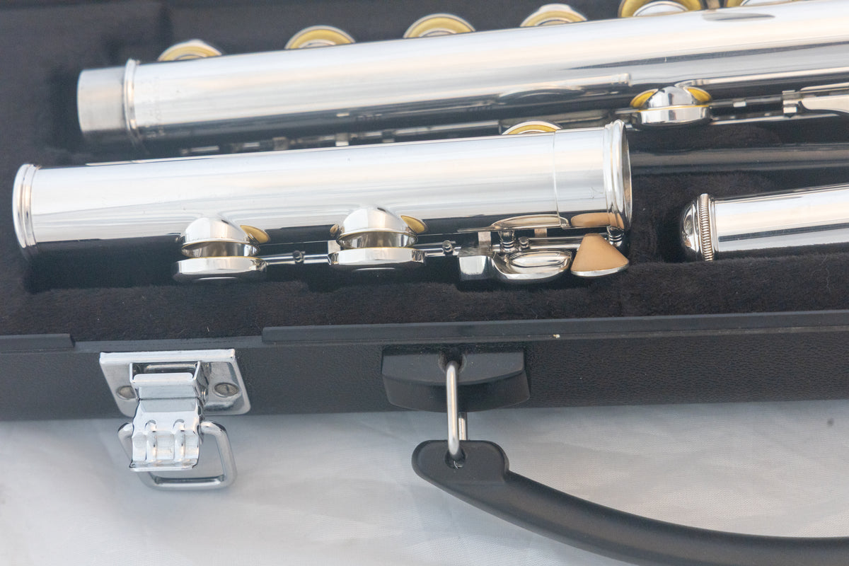 Yamaha YFL-222 Standard Silver-plated Flute *Cleaned & Serviced *Ready to play